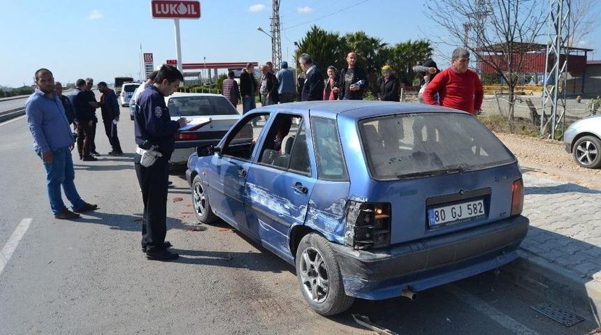 Adana&rsquo;da Zincirleme Trafik Kazası: 1 Yaralı