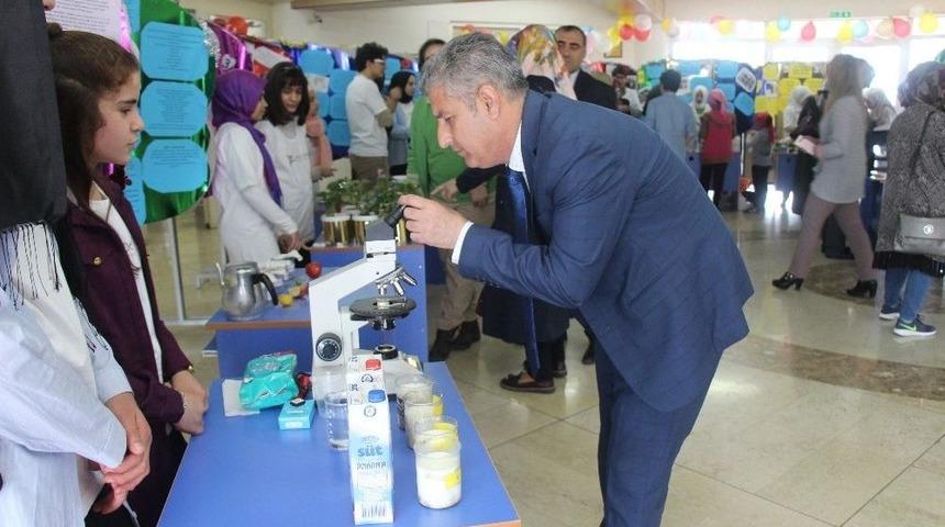 Elazığ&rsquo;da &Ouml;ğrenciler Projelerini Sergiledi