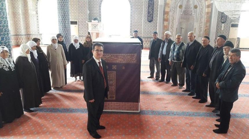 Kargı&rsquo;da Hacı Adaylarına Uygulamalı Seminer