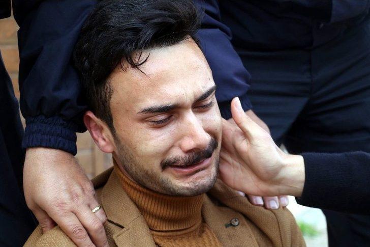 Polis, İntihara Kalkışan Genci "kübra’ya Gerek Yok, Biz Seni Seviyoruz" Diye Teselli Etti G5