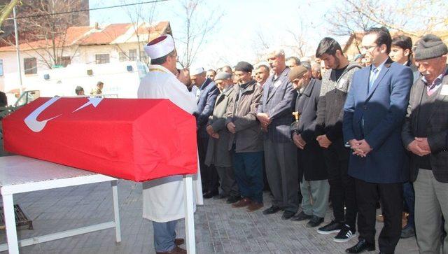 Kalp Krizi Geçirerek Hayatını Kaybeden Uzman Çavuş Son Yolculuğuna Uğurlandı