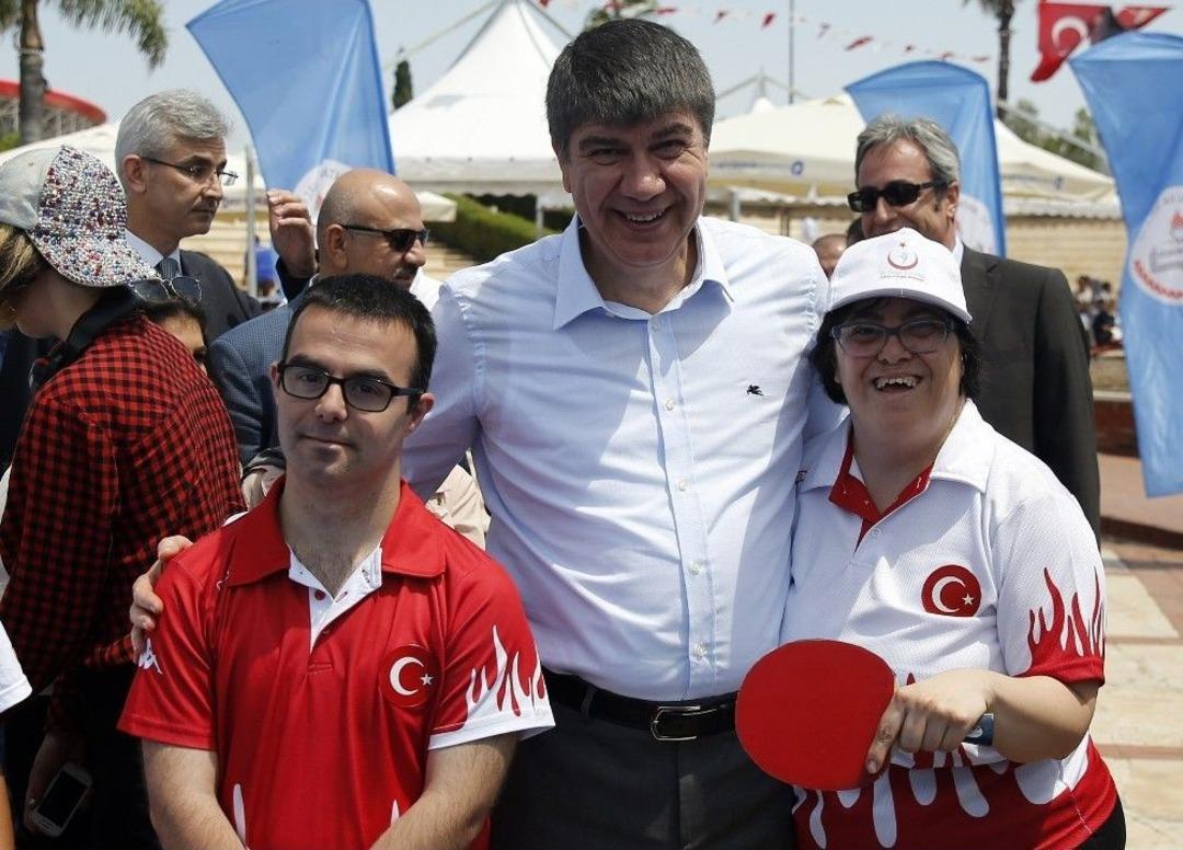 &Ouml;zel &Ccedil;ocuklar Enfest&rsquo;te Buluştu