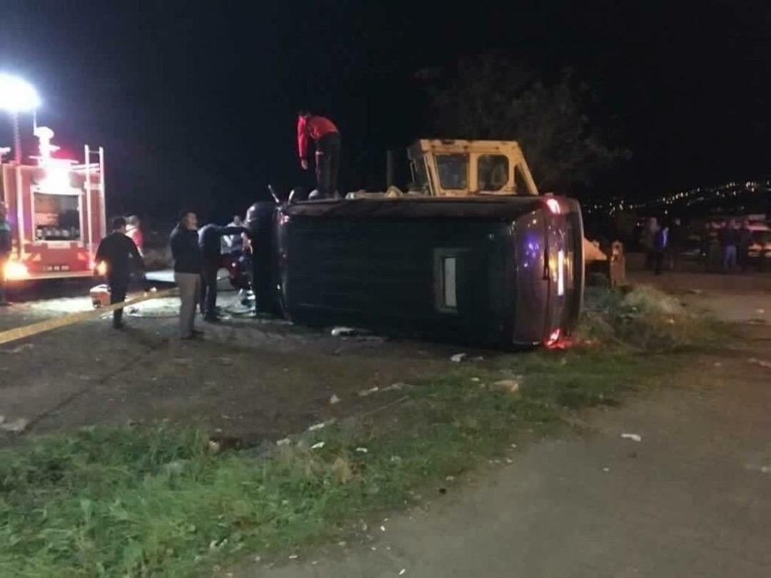 Cumhurbaşkanı Erdoğan&rsquo;ın Koruma Ekibini Taşıyan Minib&uuml;s G&ouml;rele&rsquo;de Kaza Yaptı: 4 Yaralı