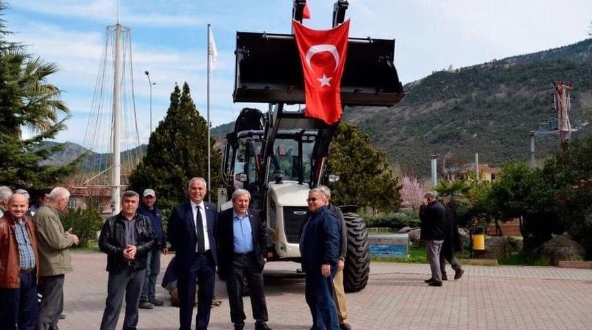 Hibe Edilen İş Makinesi Hizmete Girdi