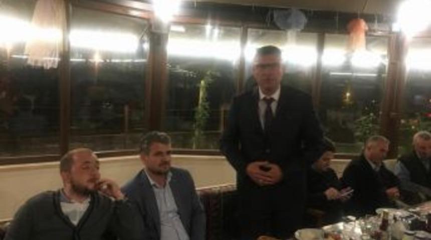 Ak Partililer Vefa Yemeğinde Bir Araya Geldi