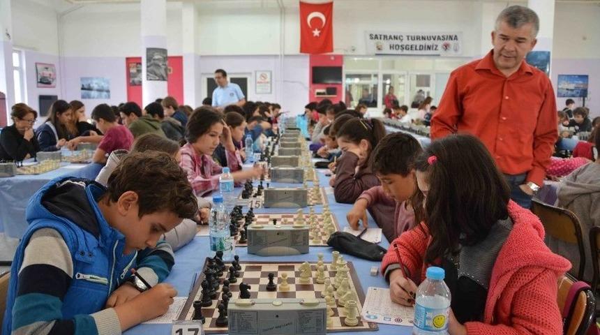 Ortaca&rsquo;da &ldquo;atat&uuml;rk Yaşıyor&rdquo; Satran&ccedil; Turnuvası