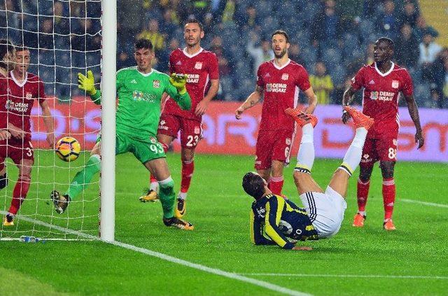 Soldado&rsquo;dan 4 Yıl Sonra Hat-trick 1