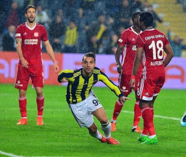 Soldado&rsquo;dan 4 Yıl Sonra Hat-trick 2