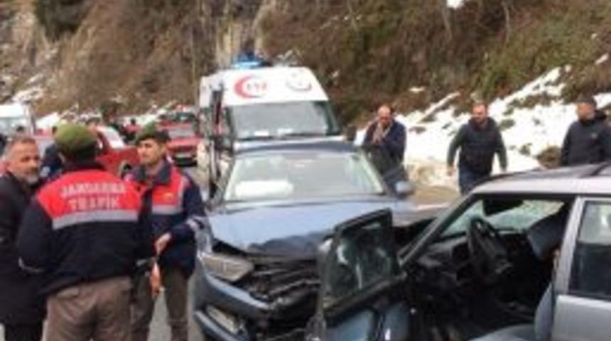 Doğu Karadeniz&rsquo;de Şubat Ayında Trafik Kazalarında 432 Kişi Yaralandı