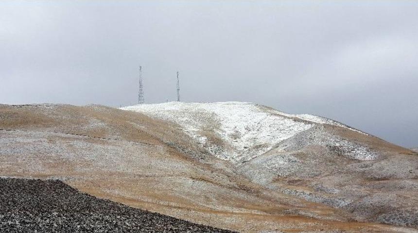 Kop Dağı&rsquo;nda Kar Yağışı