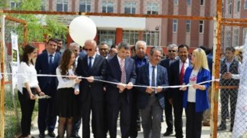 Fen Lisesinden Bilim Fuarı