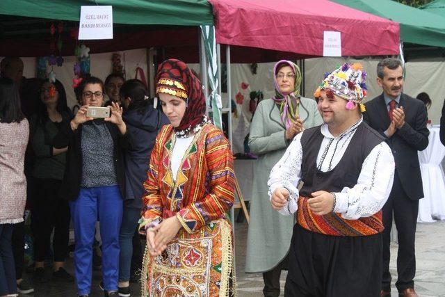 Tokat’ta Engelleri Aşan ’engelsiz Sergi’