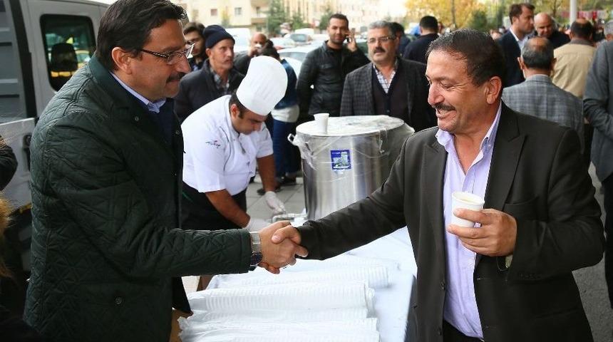 Sıcak &Ccedil;orba G&ouml;n&uuml;lleri De Isıttı