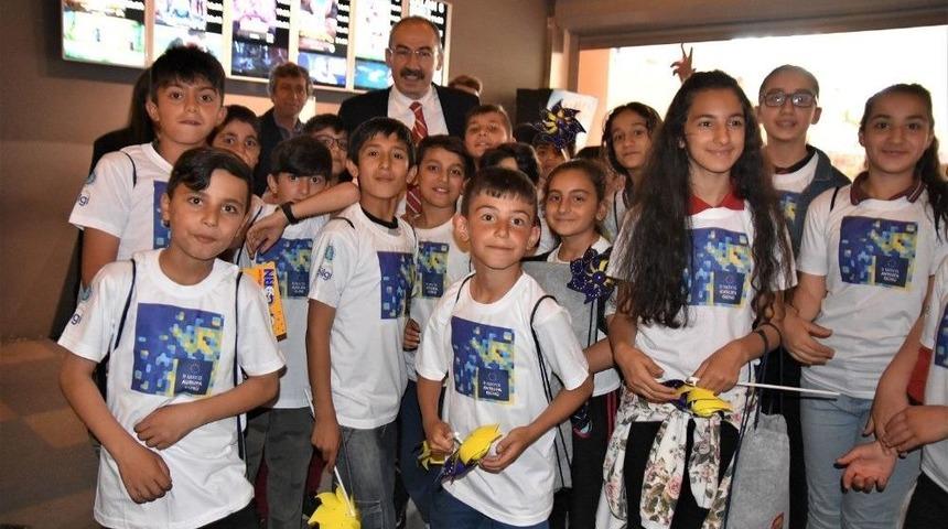 Çocuklar Avrupa Günü Etkinliği Kapsamında Sinema Filmi İzledi