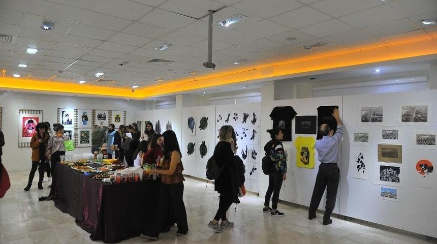 &rsquo;merkez Dışı&rsquo; Sergisi Sanatseverlerin Beğenisine Sunuldu