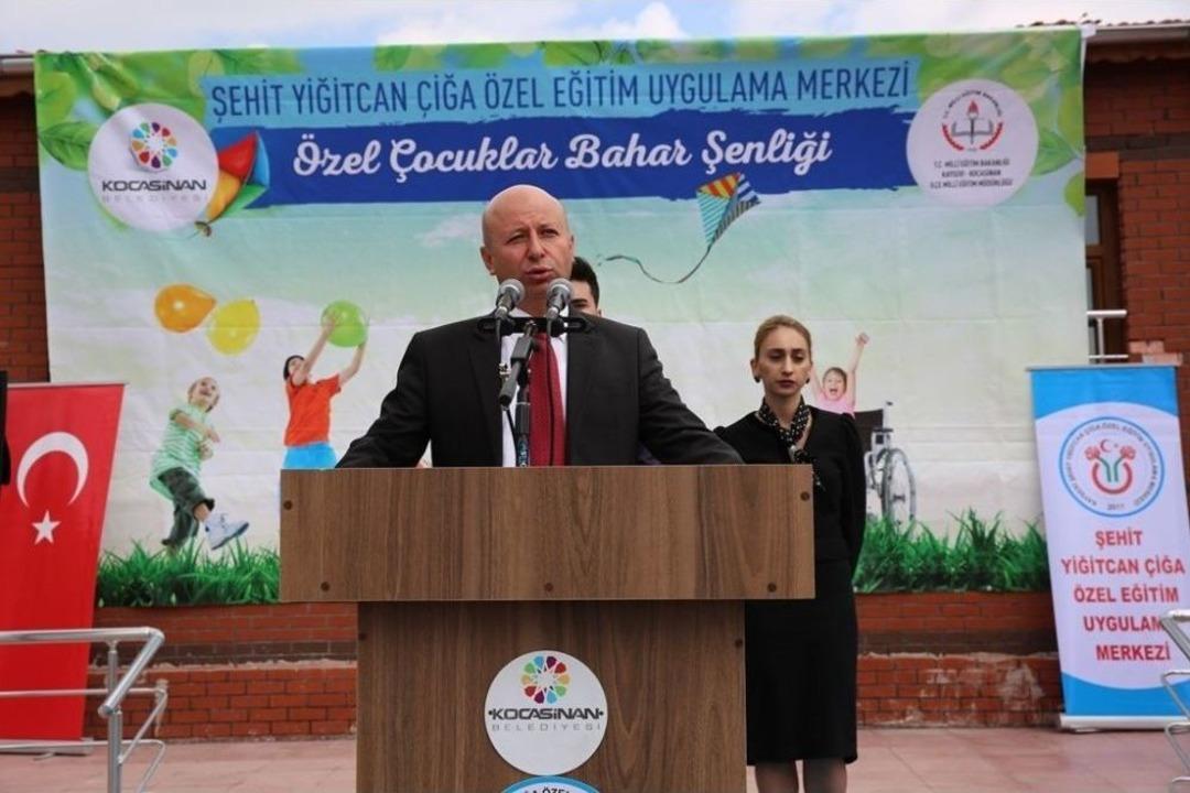 Başkan &Ccedil;olakbayrakdar, &Ouml;zel &Ccedil;ocuklarla Bir Araya Geldi