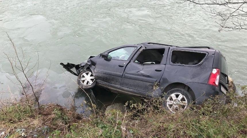 Giresun’da Trafik Kazası: 3 Yaralı