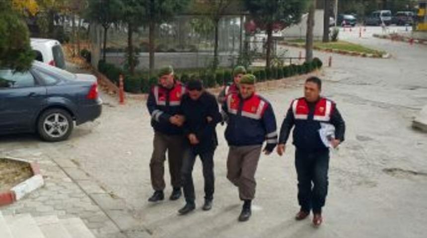 Hırsızlık İ&ccedil;in Girdiği Evin Sahibinin 50 Lirasını Gasp Eden Şahıs Tutuklandı