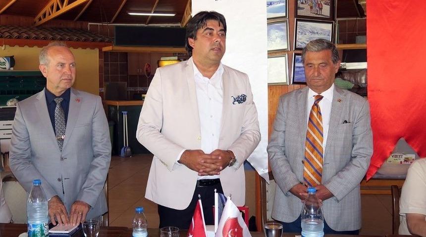 Emekli Astsubaylar Fo&ccedil;a&rsquo;da Toplandı