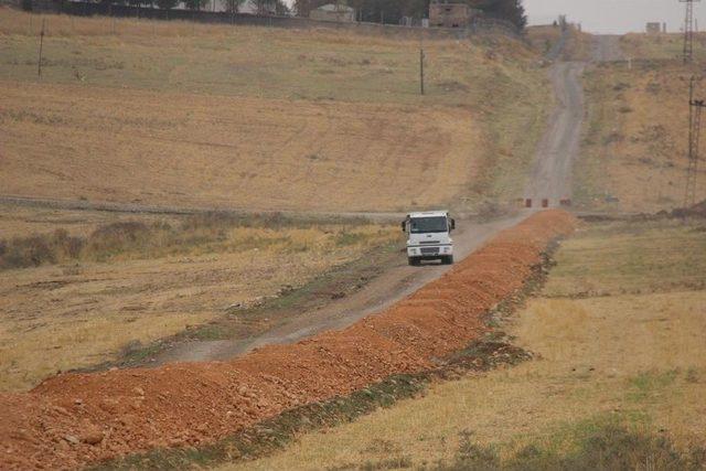 Cizre Belediyesi 7 Köy Ve Mezrada Yol Yapım Çalışmasına Başladı