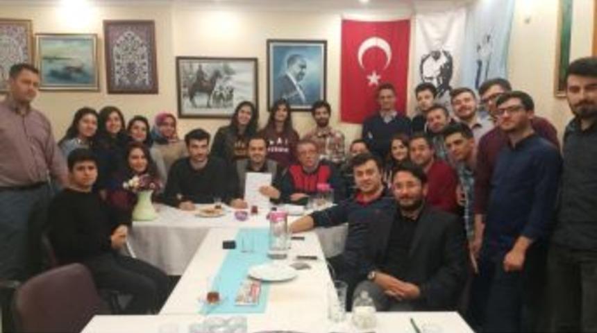 İstanbul&rsquo;daki K&uuml;tahyalılar&rsquo;dan Yerli Otomobile 300 İmza