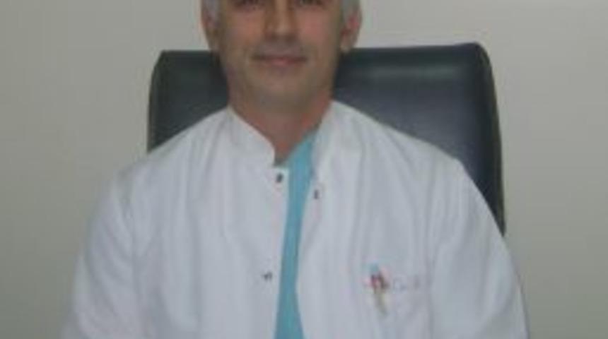 Reflü Tedavi Edilmezse Kansere Yol Açabilir