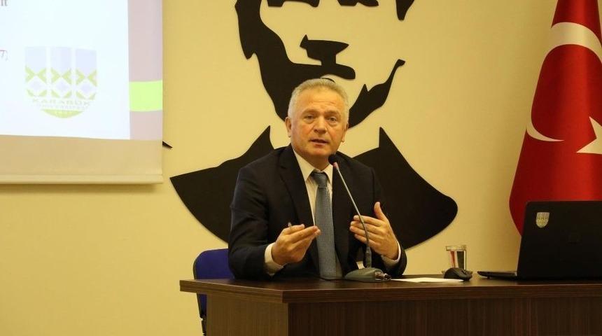 Kb&uuml;&rsquo;de "bir Yazar Bir Kitap" Projesi