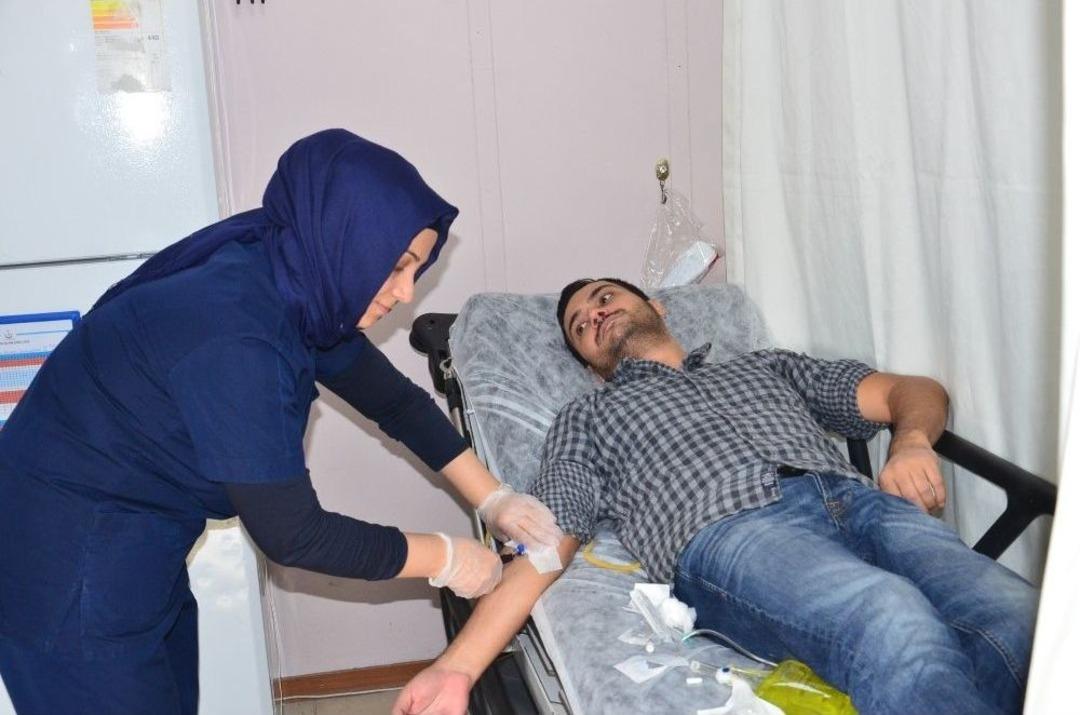 (&ouml;zel Haber) Balıkesir Devlet Hastanesi Acil Servisi G&uuml;nde 900 Hastaya Bakıyor