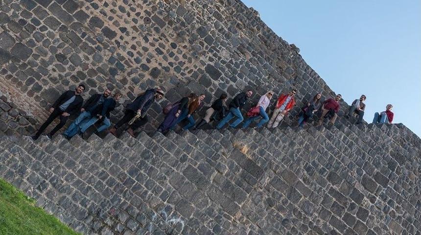 7 &Uuml;lkeden 24 Gen&ccedil; Diyarbakır&rsquo;da Buluştu