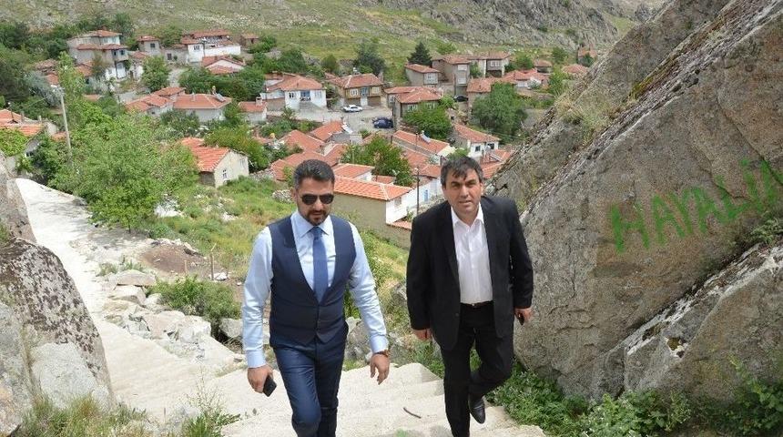 Dünyanın Merkezi Tepeden Seyredilecek