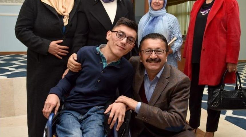 Başkan Tiryaki, Her Pazar Kahvaltıda İl&ccedil;e Sakinleriyle Buluşuyor