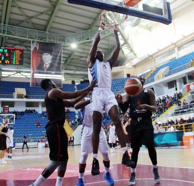 Tahincioğlu Basketbol Süper Ligi: Trabzonspor: 91- Gaziantep Basketbol:86