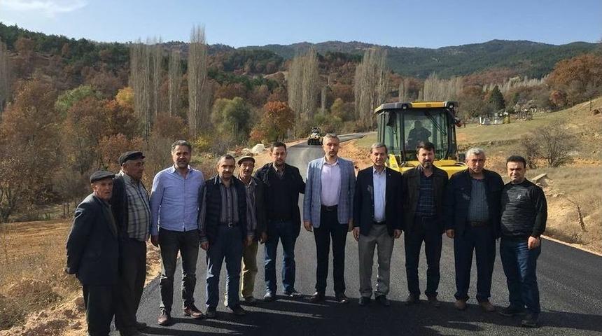 Simav&rsquo;ın Samat K&ouml;y&uuml; Asfalt Yola Kavuştu