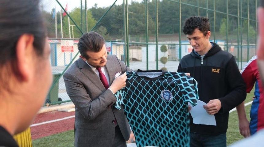 Volkan Doğan ’aqua Ragbi’ Takımı Oyuncularına Verdiği Sözü Tuttu