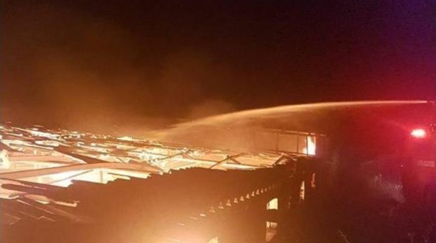 Palet &Uuml;retim Tesisinde Yangın