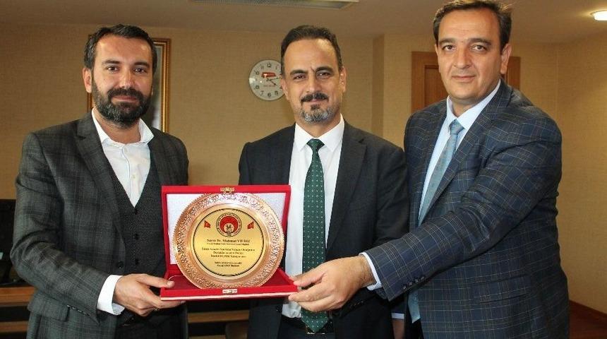 Op. Dr. Yıldız, &ldquo;bizi Gururlandıran Her Sporcunun Ve Kul&uuml;b&uuml;n Yanında Olduk&rdquo;