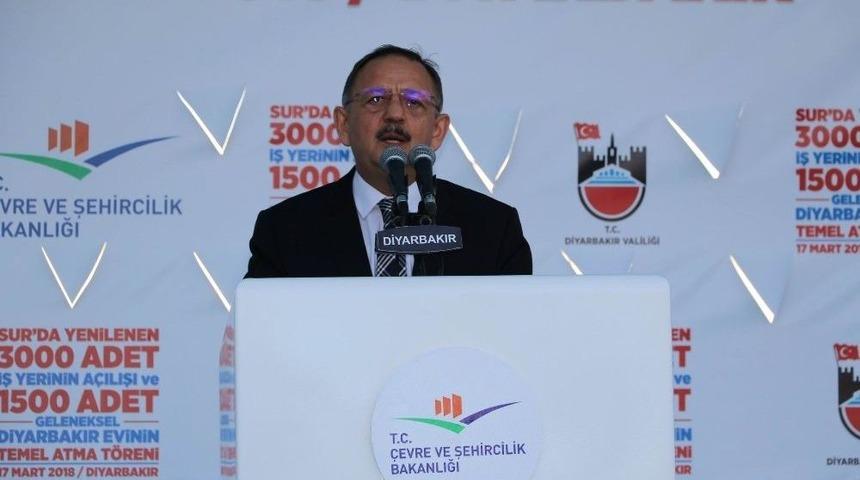 Bakan &Ouml;zhaseki: &ldquo;eşkıyaların Yakıp Yıktığı Binaları İhya Etmek İ&ccedil;in Yeniden İşe Başlıyoruz&rdquo;