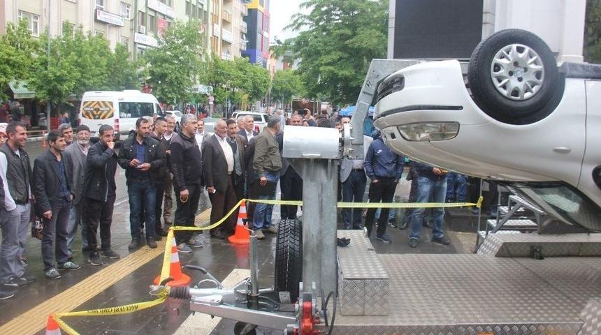 Bing&ouml;l&rsquo;de Sim&uuml;lasyon Aracıyla, Kaza Anını Yaşadılar