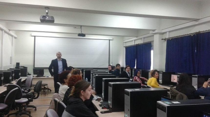 B&uuml;&rsquo;de &lsquo;bilişim Teknolojilerinin Etkin Kullanımı&rsquo; Eğitimi Verildi