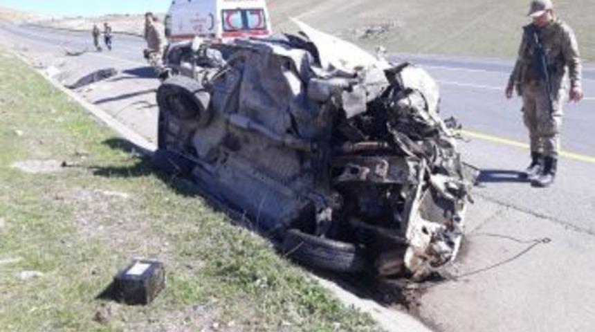 Şanlıurfa&rsquo;da Trafik Kazası: 1 &Ouml;l&uuml;, 1 Yaralı