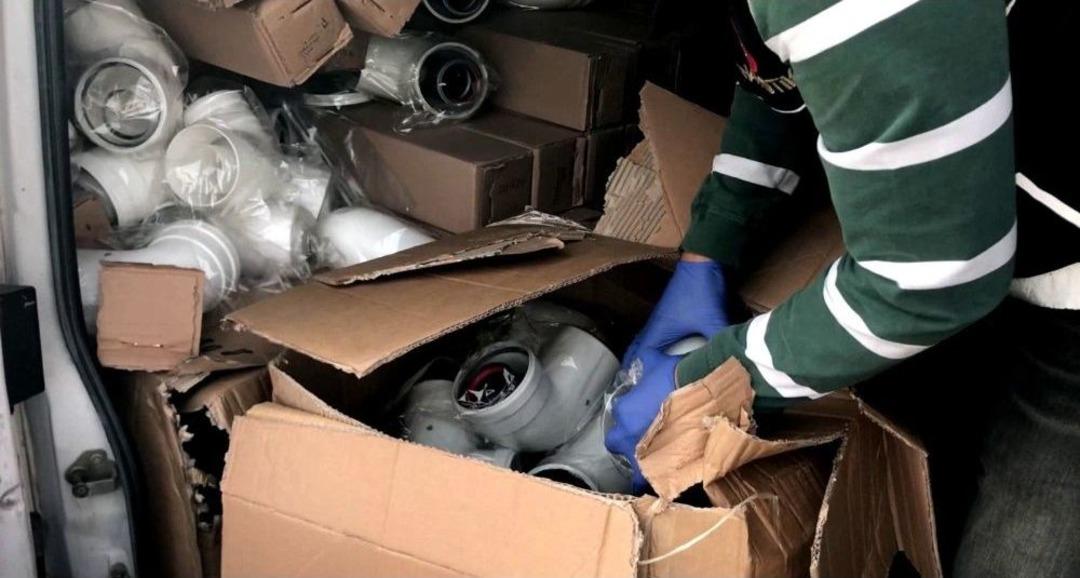 90 Kilo Esrarla Yakalandı, "9 &Ccedil;ocuğum Var Doyuramıyorum" Dedi