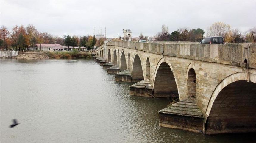 Meri&ccedil; Nehri&rsquo;nin Su Debisi Y&uuml;kseldi