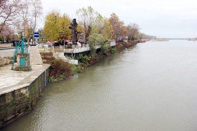 Meriç Nehri’nin Su Debisi Yükseldi