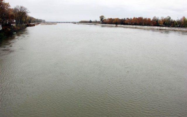 Meriç Nehri’nin Su Debisi Yükseldi