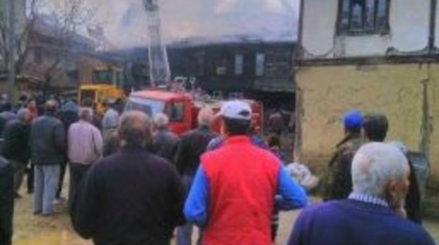 Simav&rsquo;da Ev Yangını: 1 &Ouml;l&uuml;