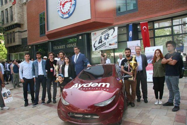 Aydem Yeni Yerli Elektrikli Otomobili “alatay”ı Tanıttı