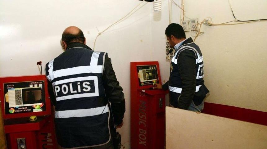 Emniyet M&uuml;d&uuml;r&uuml; Karaduman&rsquo;ın Da Katıldığı Dev Uygulamada Ceza Yağdı