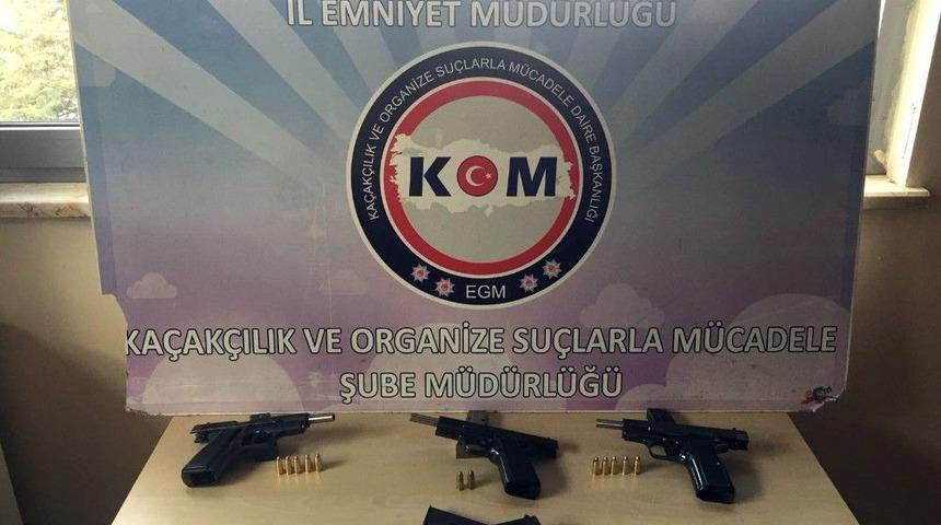 Bolu&rsquo;da Ka&ccedil;ak Silah Alışverişine Su&ccedil;&uuml;st&uuml; Operasyon