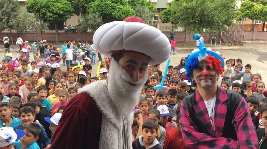 Bin 400 İlkokul Öğrencisi Avrupa Çocuk Şenliğinde