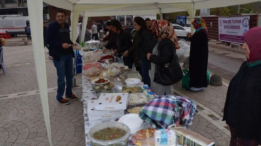 Yetimler Yararına Kermes